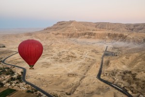 Genevieve Hathaway_Egypt_Luxor_Sunrise Hot Air Balloon Ride over Hatshepsut's Temple
